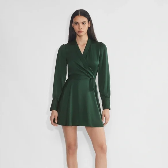Aritzia Deep Green Long Sleeve Dress - Picture 1 of 3